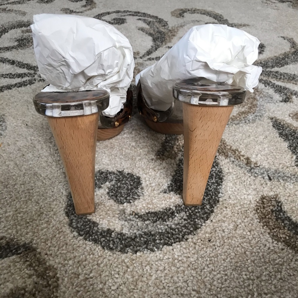 Stuart Weitzman Leopard Print Slides Size 9.5 - image 3